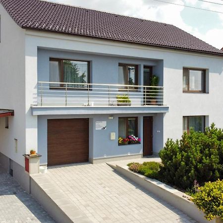 Ferienwohnung Ubytovani Eva Stara Rise Exterior foto